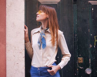 VTG seventies cream blouse.
