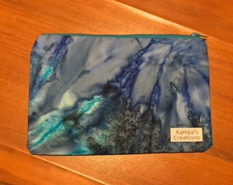 Blue Tye Dye Zipper Pouch