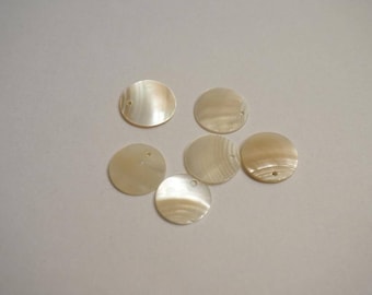 Sequins ivory Style 6 - 15mm in diameter