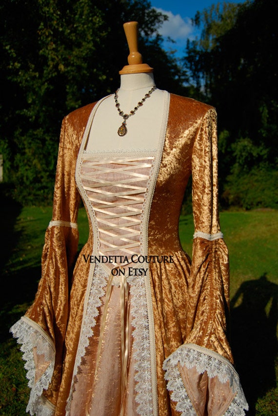 Sale Fairytale Dress Renaissance Wedding Gown Size Medium Gold