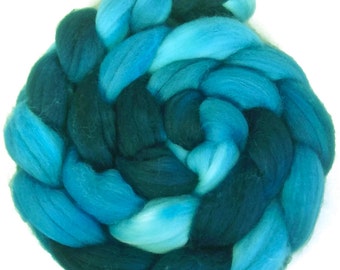 Handpainted Superwash BFL Nylon 80/20 Sock Roving - 4 oz. SHADES of Turquoise - Spinning Fiber