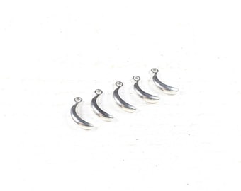 5 charms banana toned silver 18 x 8mm