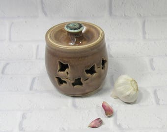 Garlic Jar - Ceramic Garlic Jar - Pottery Jar - Garlic Keeper - Kitchen Organization - Kitchen Canister - Storage Jar - Candy or Trinket Jar