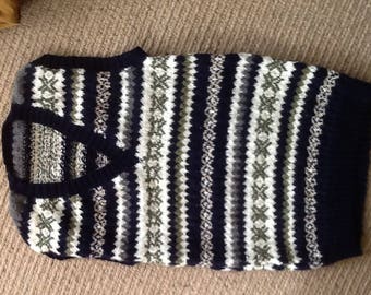 Handknitted,in fine yarn,fairisle tank top Small