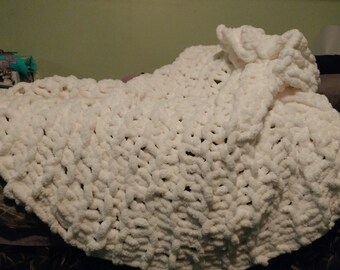 Chunky Cream Chenille Blanket