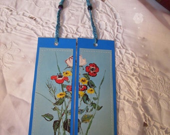Set of two bookmarks in cardboard-postcards-recycled-craft recycling-hand-made bookmarks-recycled paper