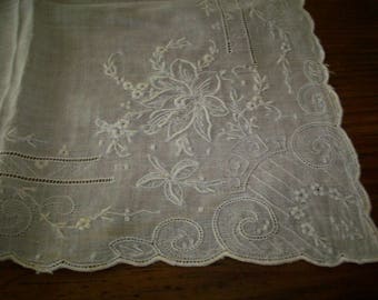 hand done lace antique lace wedding hanky ornate pattern
