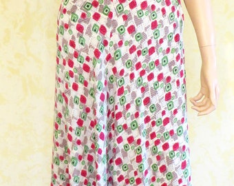 Beautiful 1940’s White Silk Geometric Print Dress