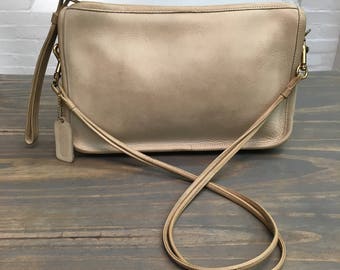 vintage Coach zipper bag // Coach basic bag shoulder bag // off white leather // made in new york city