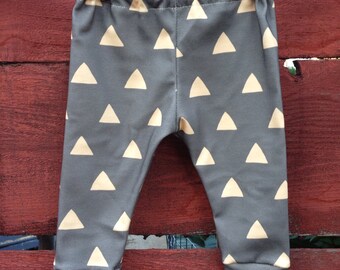 Baby leggings, organic baby leggings, baby boy leggings, baby girl leggings, infant leggings, printed leggings, triangle leggings