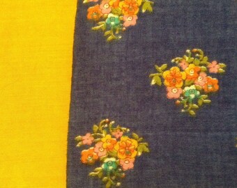 Vintage Scarf / Bright Flowered Bandana