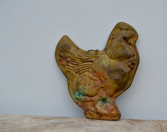 Rusty Metal Hen . Rusty Home Decor . Easter