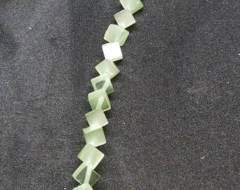 Light Green Cat Eye