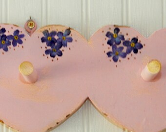 HEART SHAPED PEG rack.