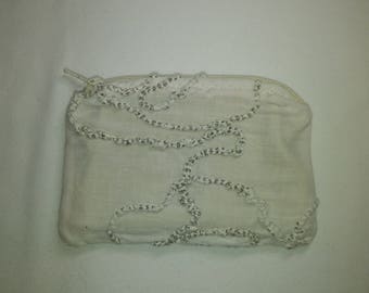 Wallet made of unbleached cotton fabric
