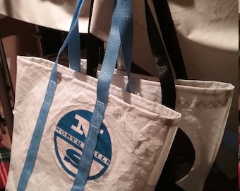 Medium recycled sail tote bag