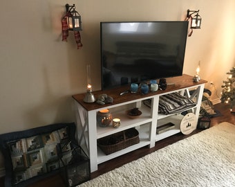 Rustic Farmhouse TV Stand/Side Table