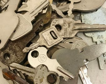 Vintage Flat Keys- Set of 50 #12