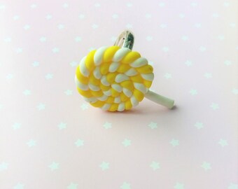 Yellow & White Lollipop Sweet Candy Adjustable Ring - Kawaii Lolita Decora Fairy Kei Harajuku Cute Pastel Goth Fashion
