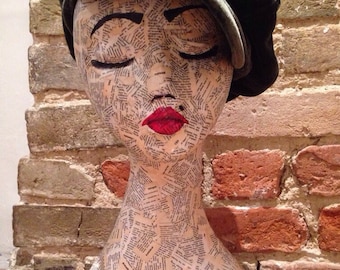 Vintage Mannequin Head / Mannequin / Hat stand / Jewellery stand / wig