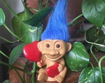 Sitting Hearts Troll Doll (Russ - 1992)