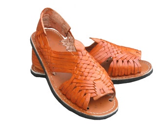 Mexican leather Huarache sandals. Huaraches Mexicanos.