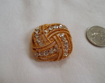 Beautiful Rhinestone Brooch-Marked Lisner-P3119