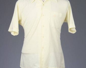 ON SALE Vintage 80s Oleg Cassini Yellow Button Down Short Sleeve Shirt Mens L