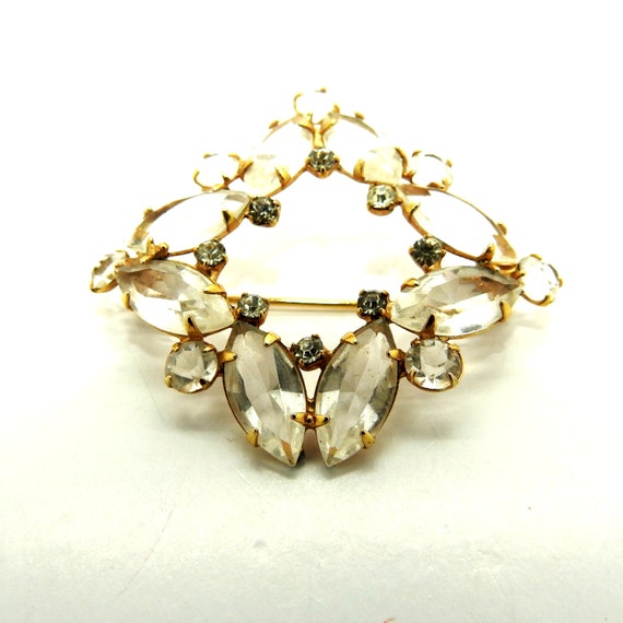 WHITE crystal BROOCH