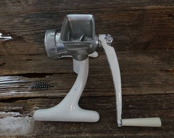 Meat grinder for industrial/farmhouse/retro/country kitchen Vintage Hand Crank Meat Grinder /Table top