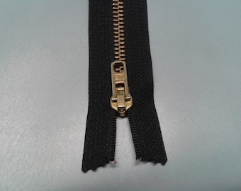 Zipper YKK mesh 5.5 brass not separable black 25cm