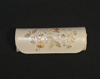 Glasses Case With Berries Ornament