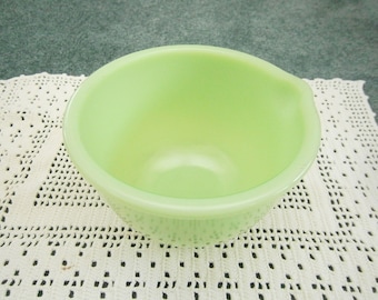 Vintage Jadeite Mixing Bowl