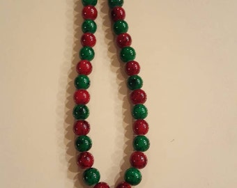 Red rose beaded necklace
