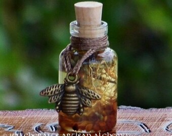 QUEEN BEE "Artisan Alchemist"™ "Old European Witchcraft"™ Master Crafted Herbal Resin Oil