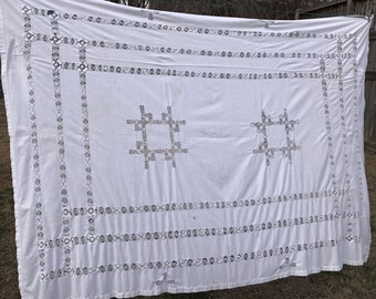 Vintage White Drawnwork Tablecloth