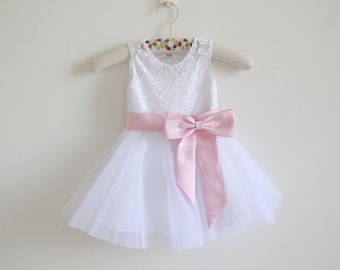 White Lace Flower Girl Dress Pink Baby Girls Dress Lace Tulle White Flower Girl Dress With Pink Sash/Bows Sleeveless Floor-length