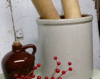 Stoneware One Gallon Crock Collector Crock Farmhouse Decor Crock Antique One Gallon Crock County Kitchen Cottage Chic Stoneware Crock