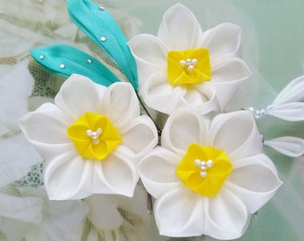 Daffodil Kanzashi Flower Hair Comb