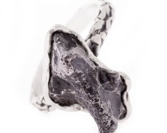 Iron Sikhote Alin meteorite sterling silver handmade ring