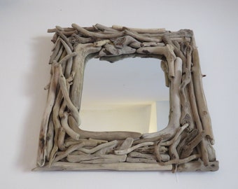 Driftwood mirror 34 x 34 cm
