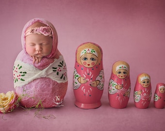 Babushka Doll - Matryoshka bub - Newborn Digital Backdrop - Poppet