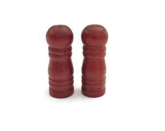 Salt and Pepper Shakers, Wooden Shakers, Vintage Shakers, Vintage Salt and Pepper Shakers, Wooden Salt and Pepper Shakers