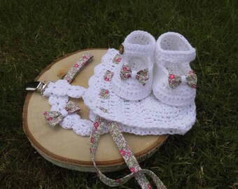 All beanie baby bonnet vintage slippers and pacifier Libety