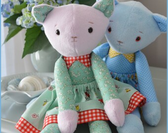 PDF sewing pattern kitten soft toy, Stuffed doll Plushie, 'KARLA KITTEN'