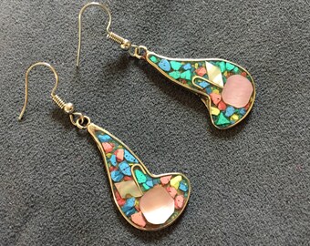 Confetti earrings, Pearl shell abalone/paua shell earring, edge concha madreperla, Christmas gift