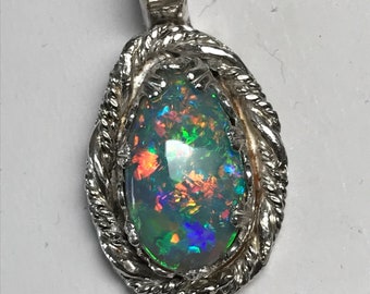 Stunning Australian Opal from Lightning Ridge Mine