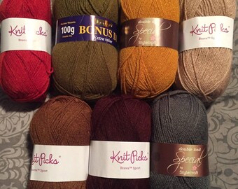 Yarn for knitting classic Dr Who scarf DK inc Moss Green Sirdar Hayfield 792