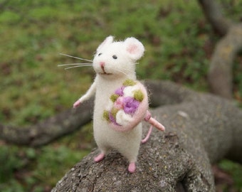 Needle felt mouse, White mouse, Needle felt animal, Needle felt miniature, Cute mouse, Birthday gift, Home decor