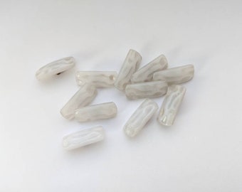 Vintage 30s/40s White Rectangular Art Deco Buttons